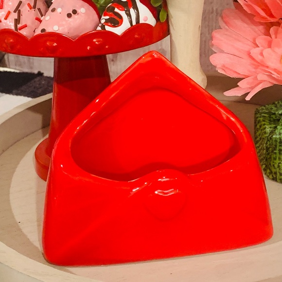 Red Valentine’s Ceramic Envelope - Picture 5 of 10